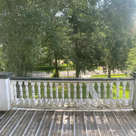 The King'S Daughters B And B On The Bluff Overlooking The Mighty Mississippi Natchez Exterior foto