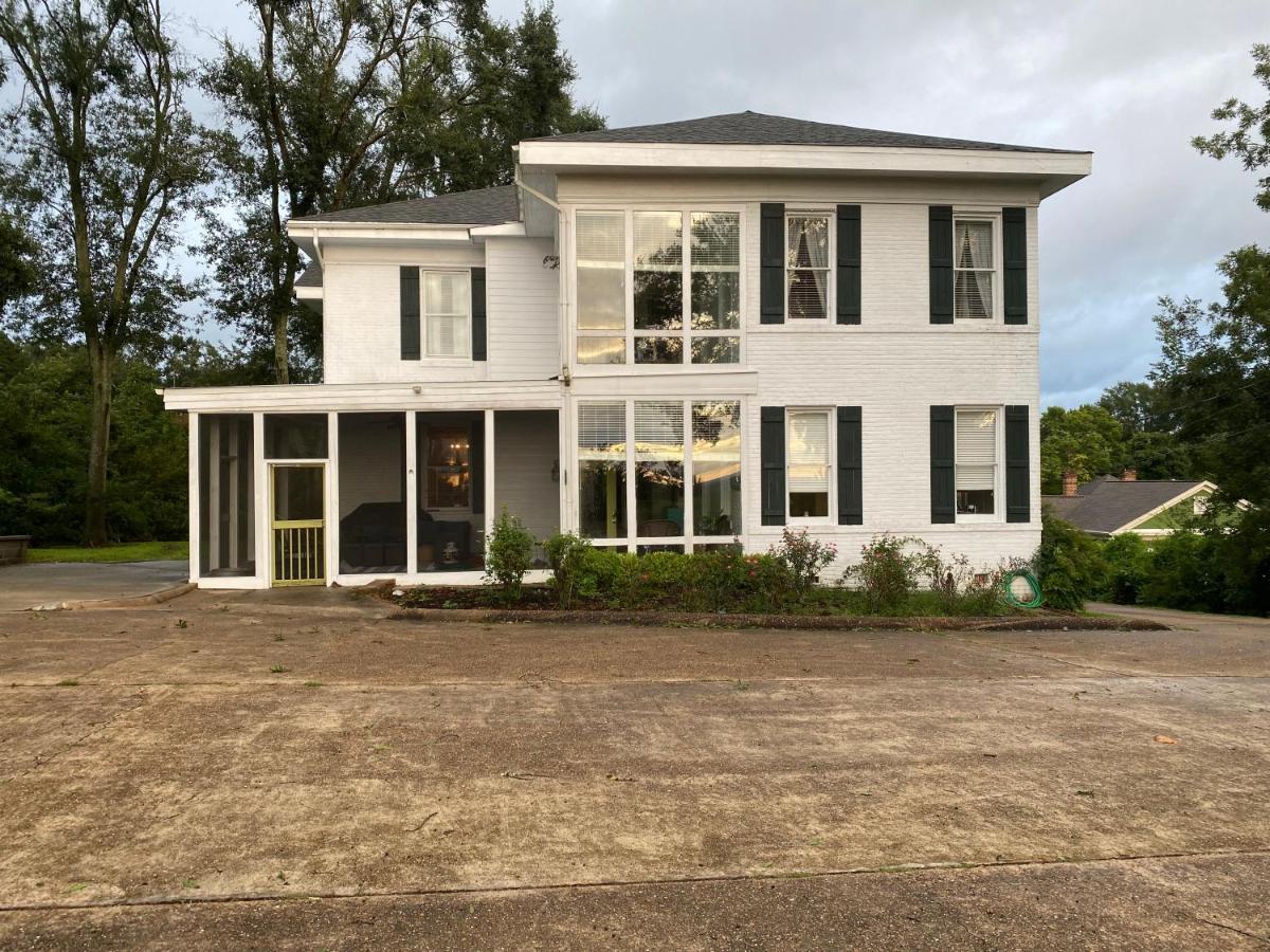 Bed and breakfast The King's Daughters On The Bluff Overlooking The Mighty Mississippi *