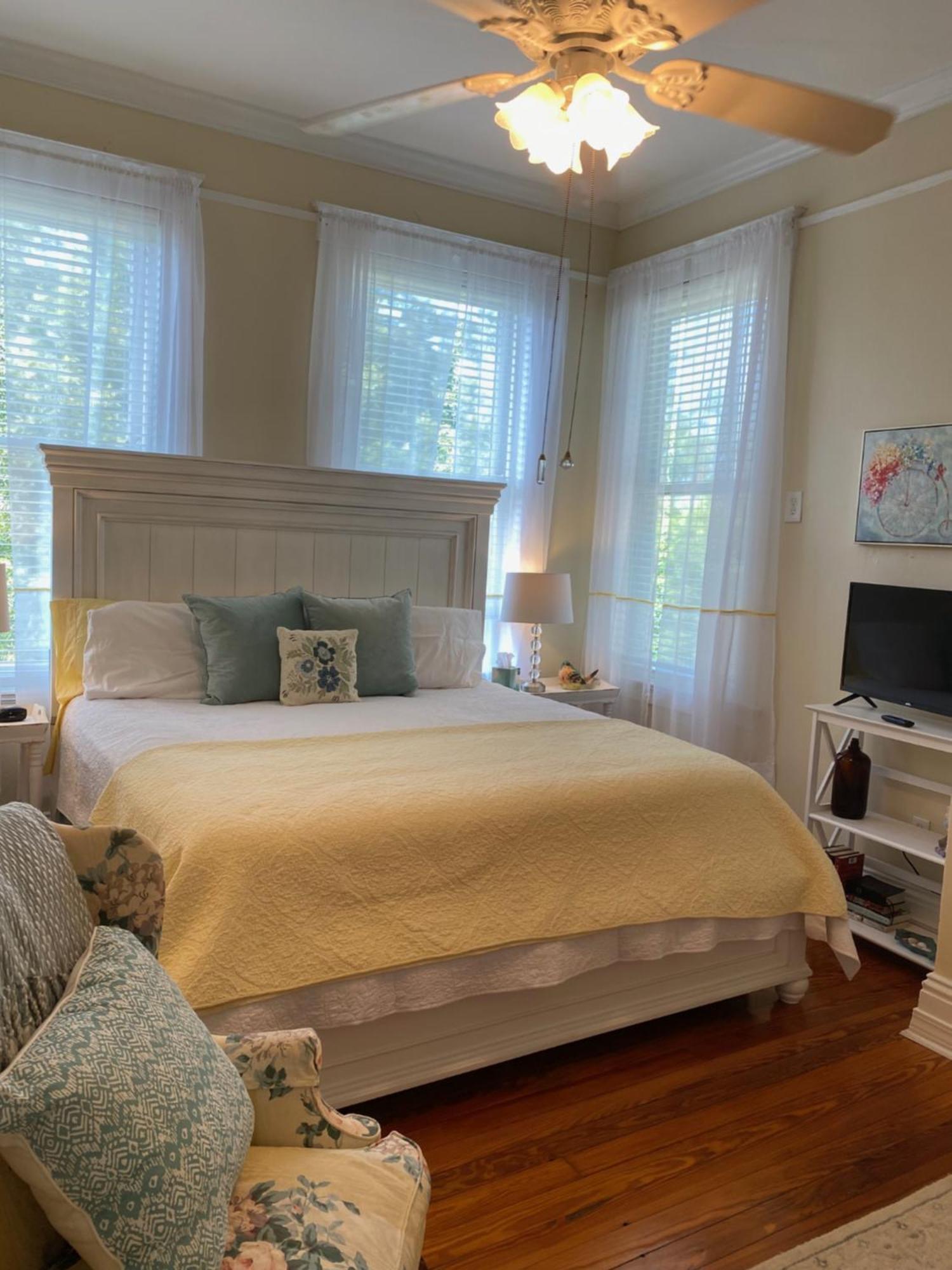 The King's Daughters On The Bluff Overlooking The Mighty Mississippi Bed and breakfast Natchez